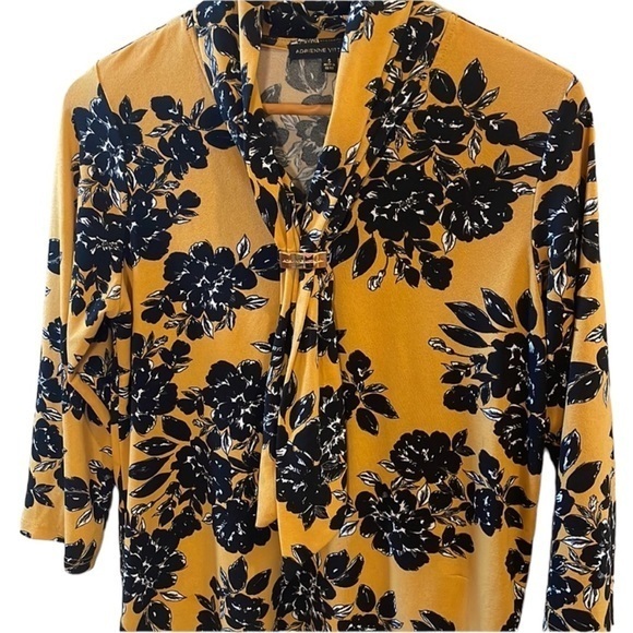 Adrienne Vittadini Gold,‎ Mustard, Yellow- Black Flowers Blouse & Scarf Neck - Picture 1 of 14